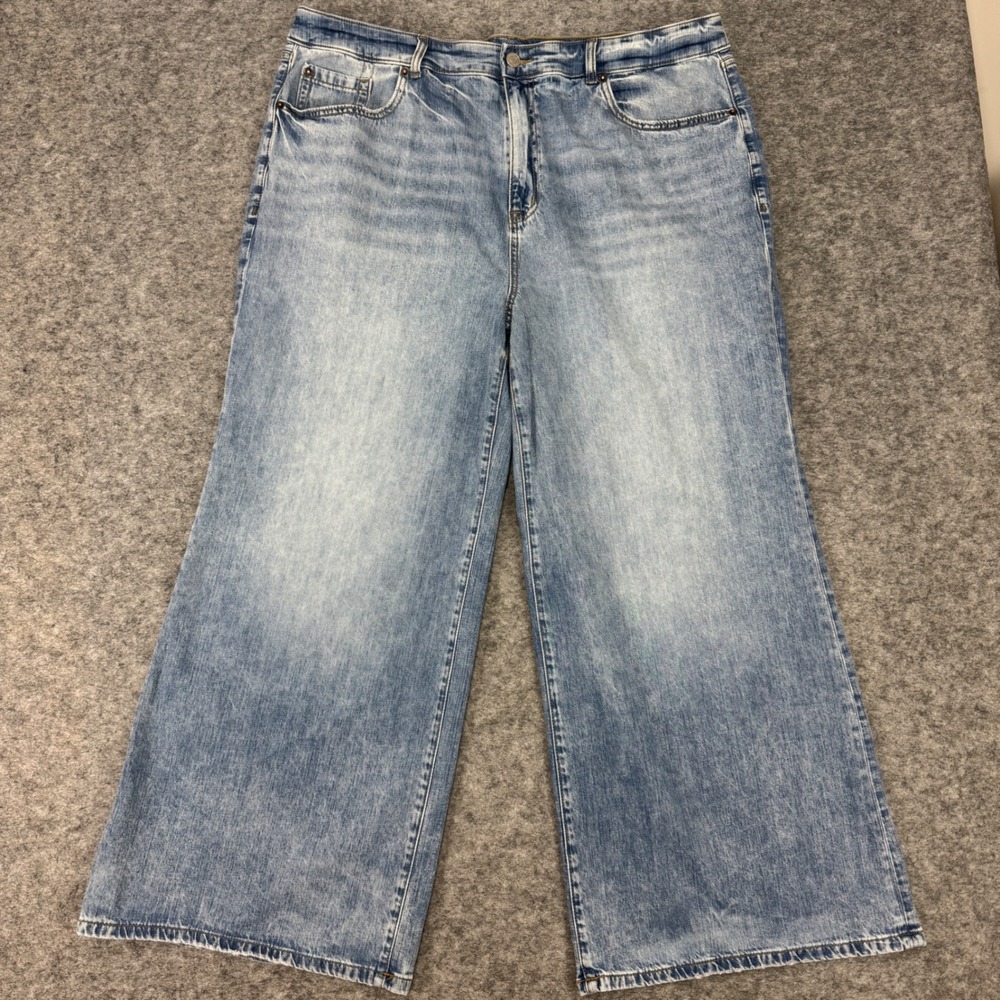 Torrid High-Rise Baggy Wide Leg Jeans Light Wash Blue Denim 20R 43865785 - Picture 2 of 11